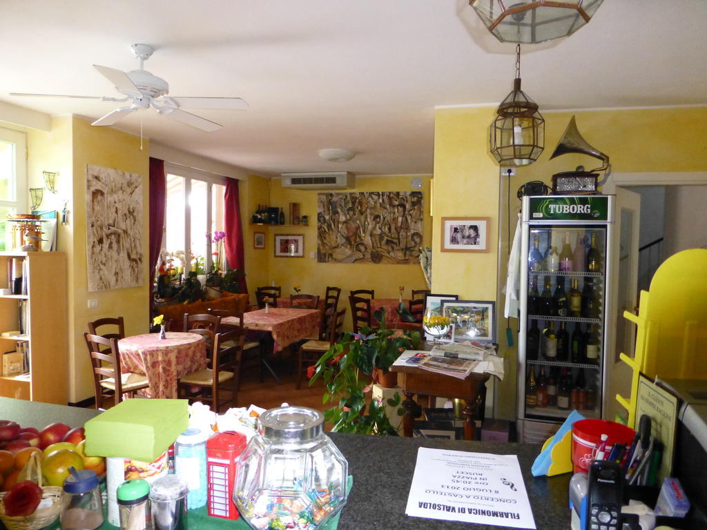 Caffe Del Viaggiatore Valsolda Exterior foto